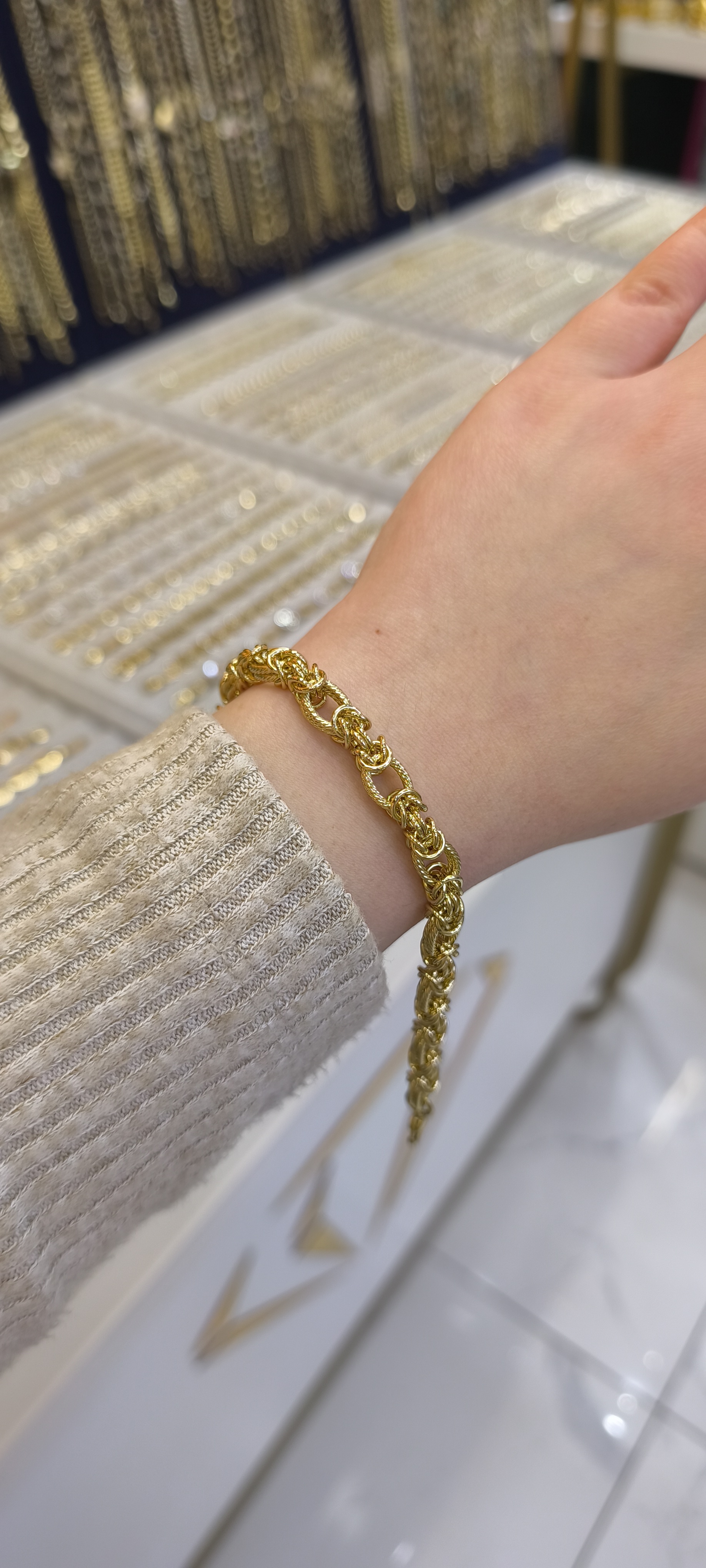 XUPING - HALLOW MODEL