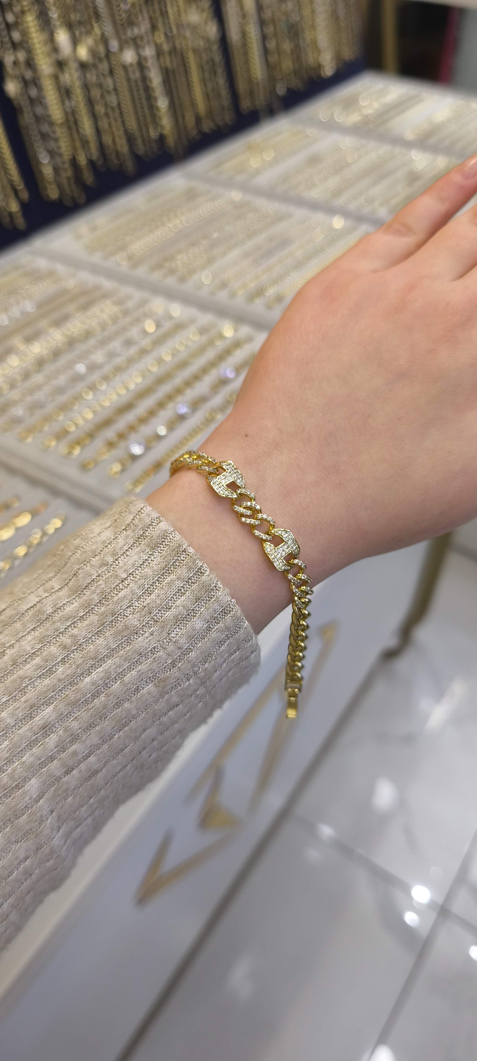 XUPING - HERMES MODEL