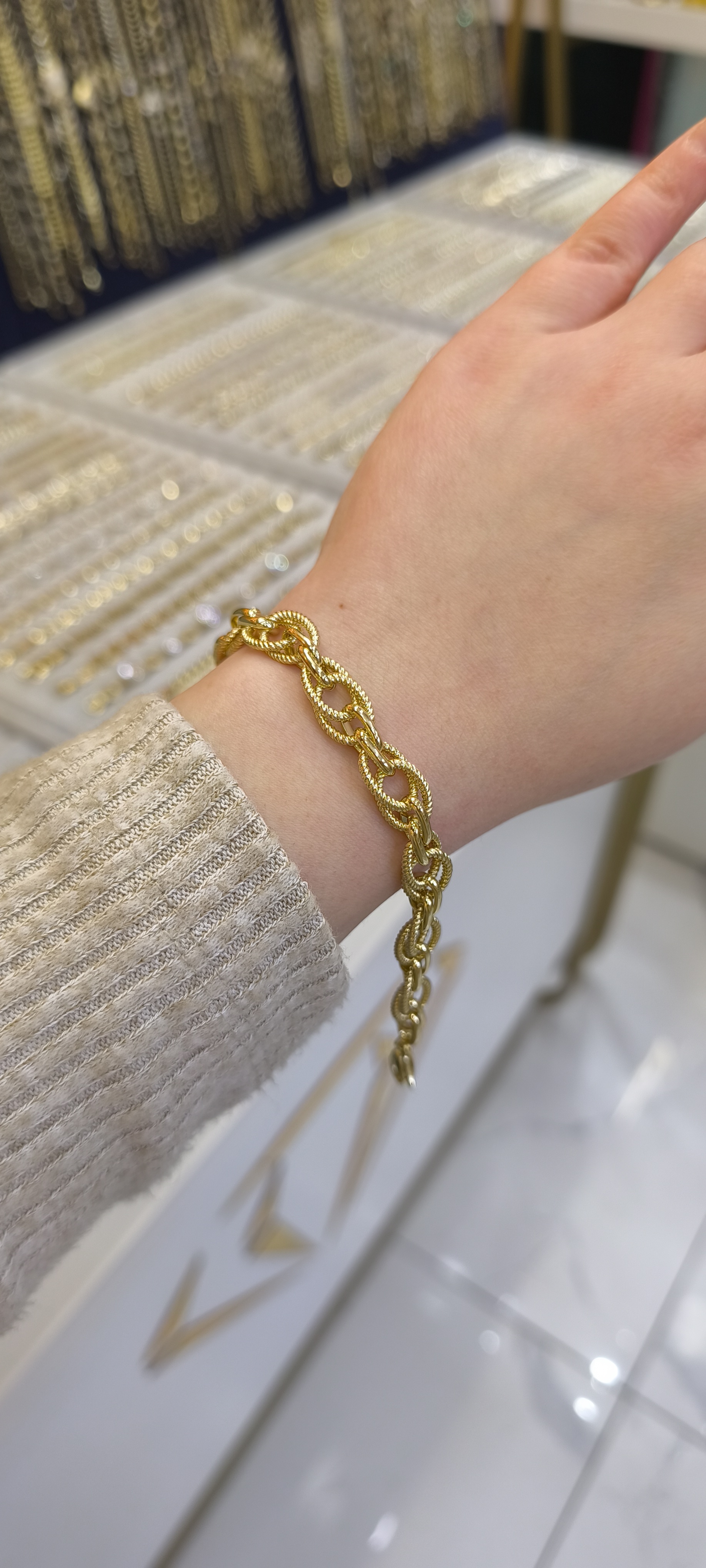 XUPING-SARMAŞIK HALLOW